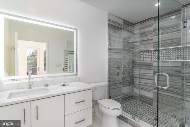 3001 FOXHALL RD NW, Washington, DC 20016