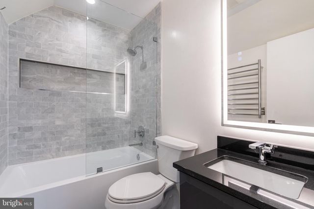 3001 FOXHALL RD NW, Washington, DC 20016