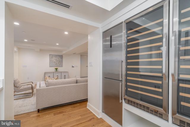 3001 FOXHALL RD NW, Washington, DC 20016