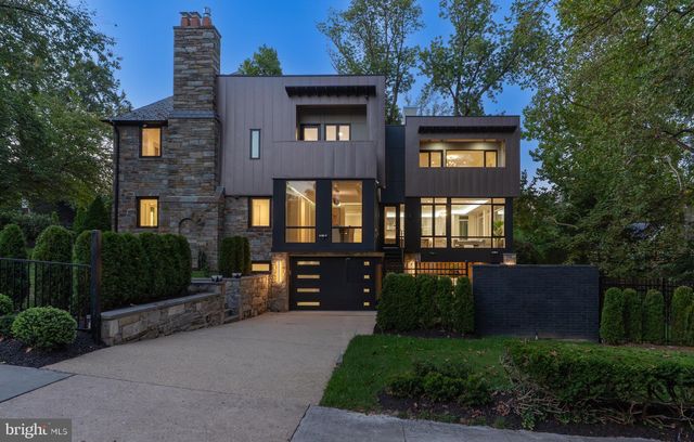 3001 FOXHALL RD NW, Washington, DC 20016