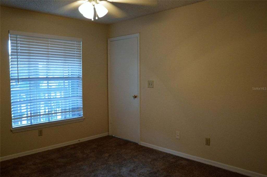 Image 11 of property listing at 1051 S HIAWASSEE ROAD 2128, Orlando, FL 32835