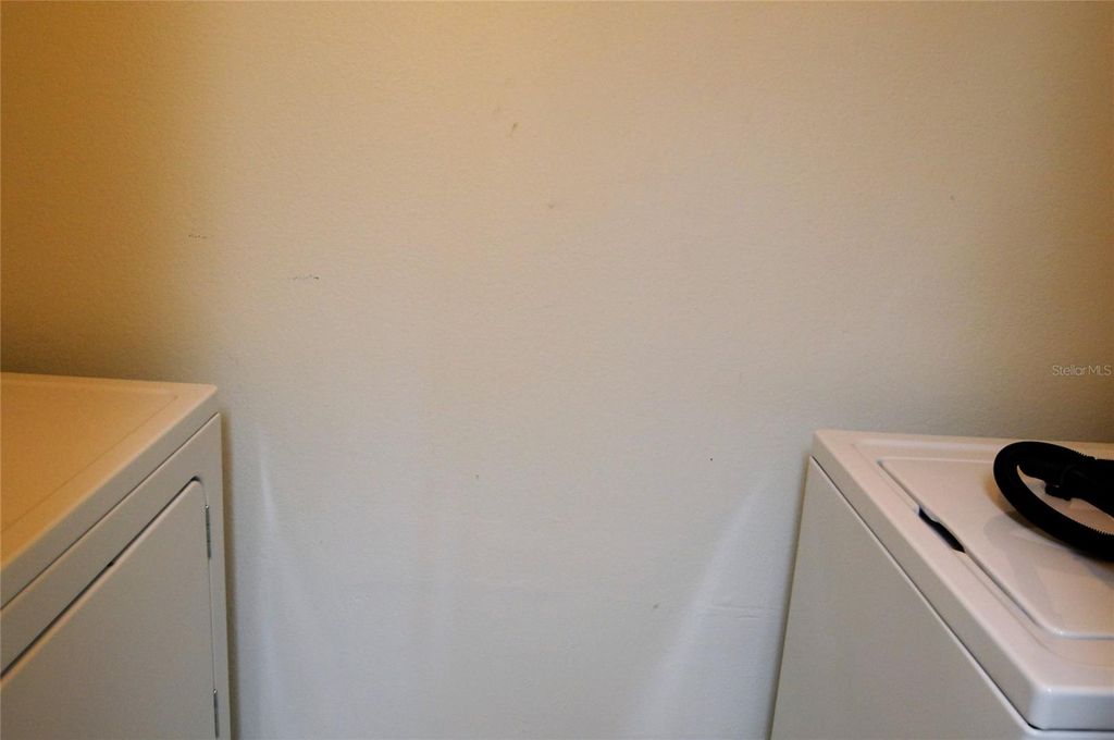 Image 8 of property listing at 1051 S HIAWASSEE ROAD 2128, Orlando, FL 32835