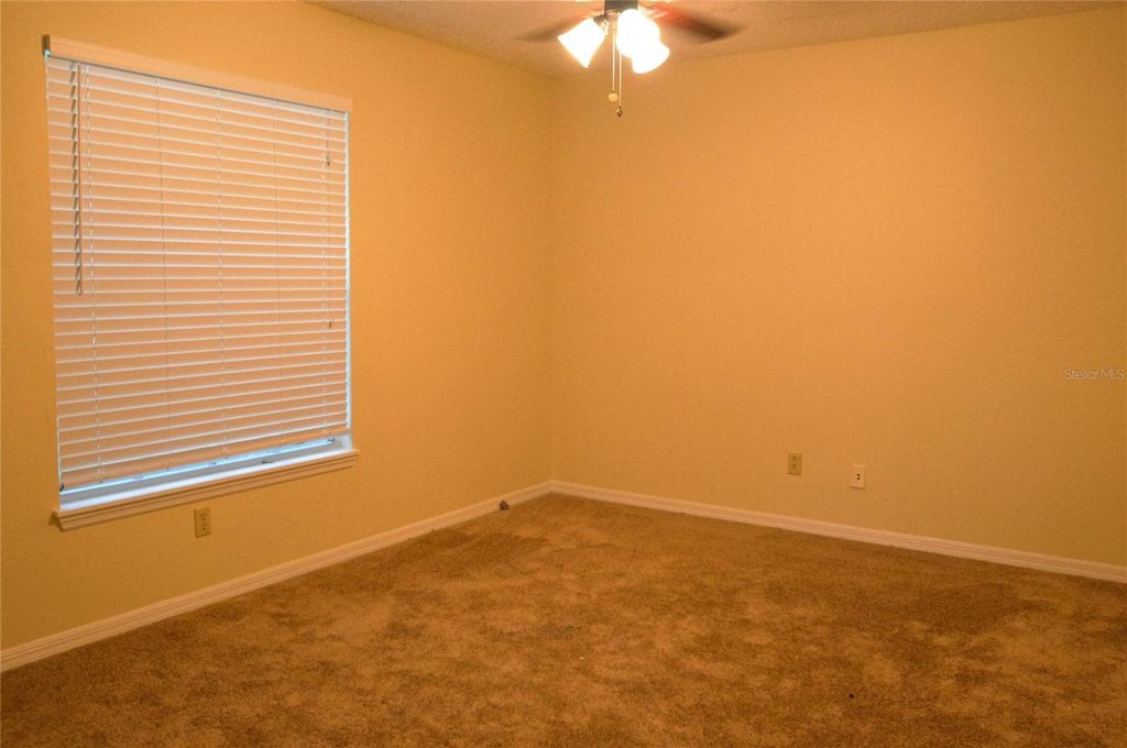 Image 9 of property listing at 1051 S HIAWASSEE ROAD 2128, Orlando, FL 32835