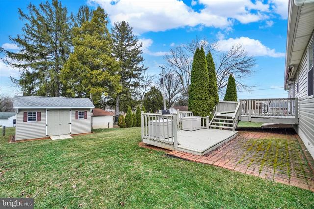 2035 LEONARD ST, York, PA 17404