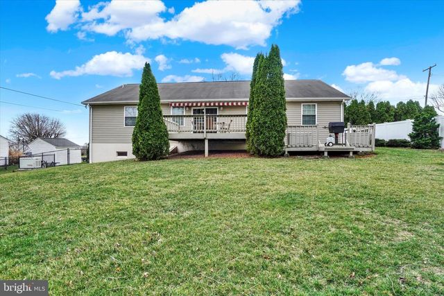 2035 LEONARD ST, York, PA 17404