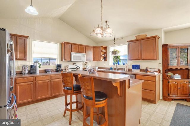 2035 LEONARD ST, York, PA 17404