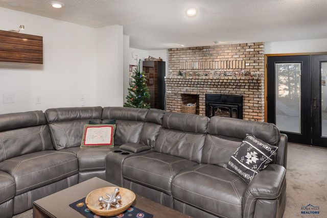 3700 RED ROCK CANYON RD, Rapid City, SD 57702