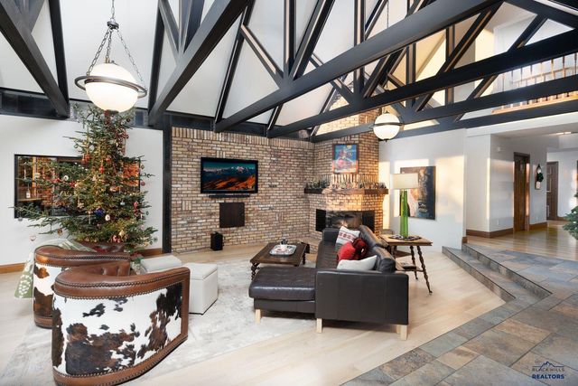 3700 RED ROCK CANYON RD, Rapid City, SD 57702