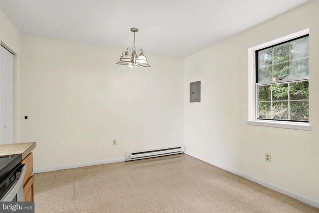 1119 CLOVERTON DR, Columbia, PA 17512
