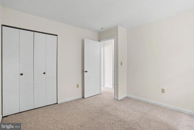 1119 CLOVERTON DR, Columbia, PA 17512