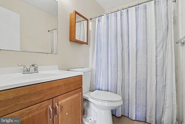 1119 CLOVERTON DR, Columbia, PA 17512