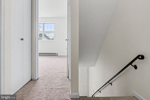 1119 CLOVERTON DR, Columbia, PA 17512