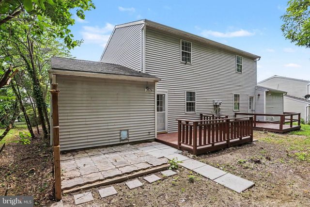 1119 CLOVERTON DR, Columbia, PA 17512