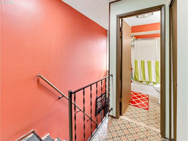 726 Se RENE Ave, Gresham, OR 97080
