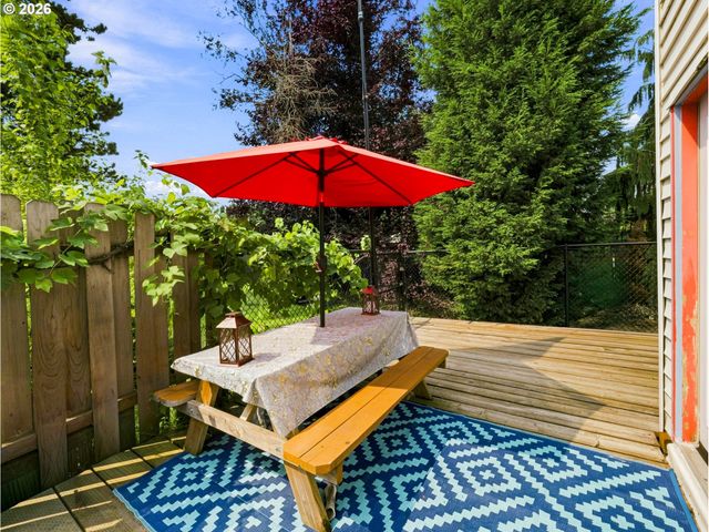 726 Se RENE Ave, Gresham, OR 97080