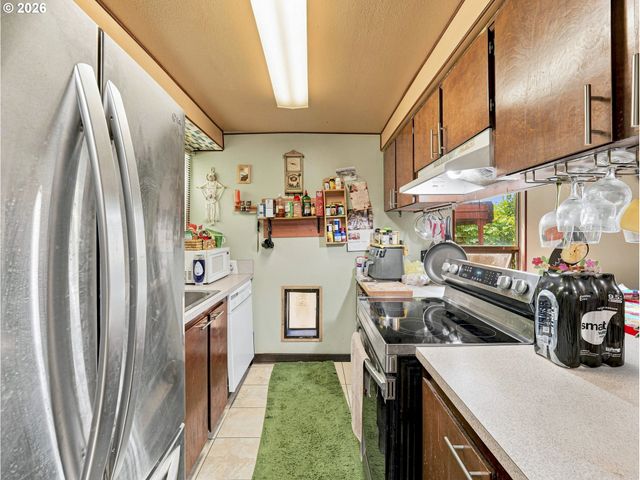 726 Se RENE Ave, Gresham, OR 97080