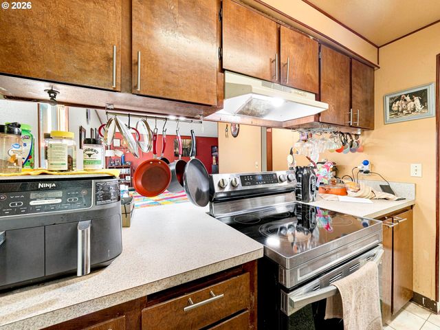 726 Se RENE Ave, Gresham, OR 97080
