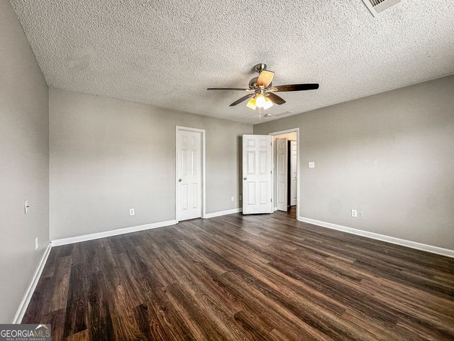 255 Buffington Drive, Union City, GA 30291