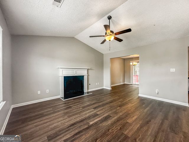 255 Buffington Drive, Union City, GA 30291