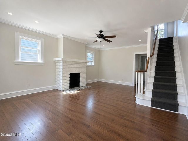 691 Myrtle Avenue, Albany, NY 12208