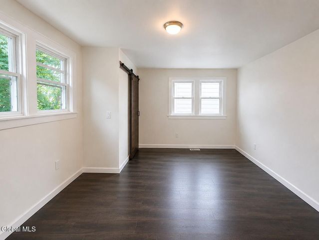 691 Myrtle Avenue, Albany, NY 12208