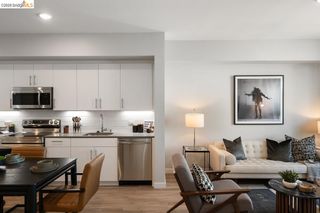 260 Brooklyn Basin Way 426, Oakland, CA 94606