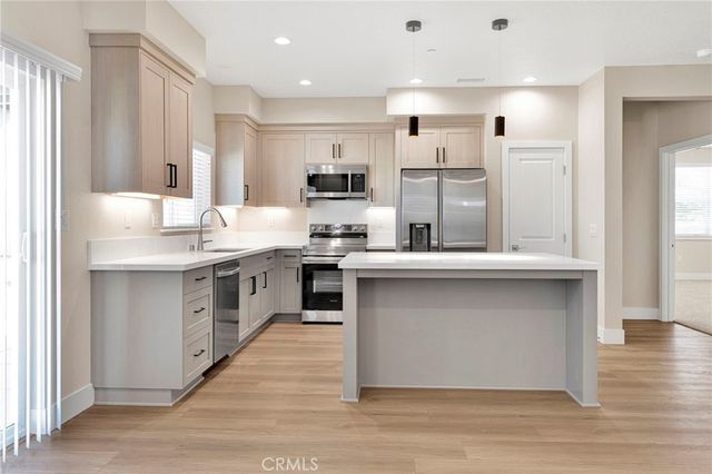 16420 Sitting Bull Street, Victorville, CA 92395