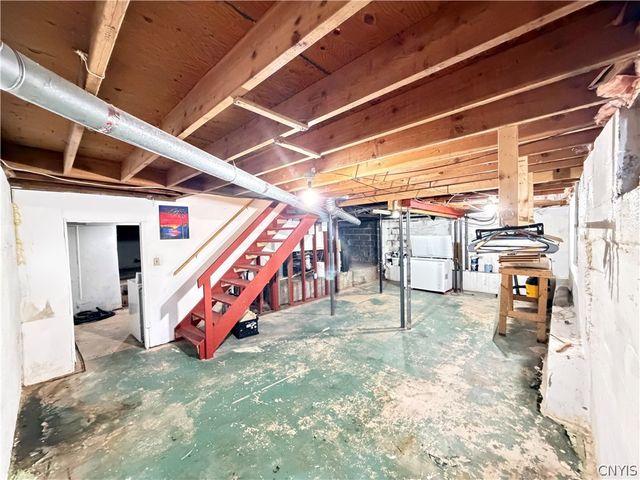 125 Campbell Road, Salina, NY 13211