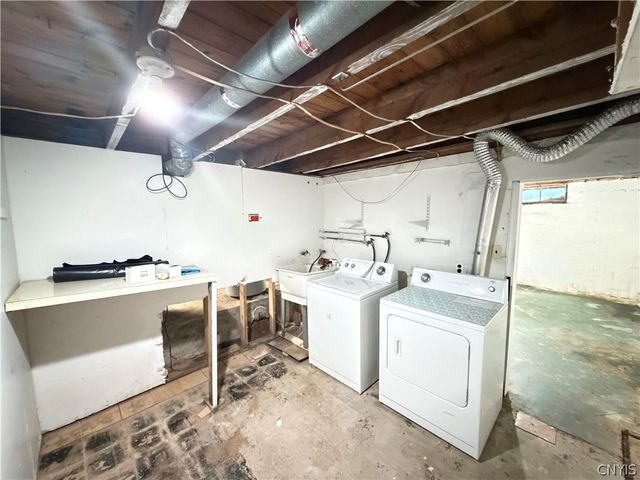 125 Campbell Road, Salina, NY 13211