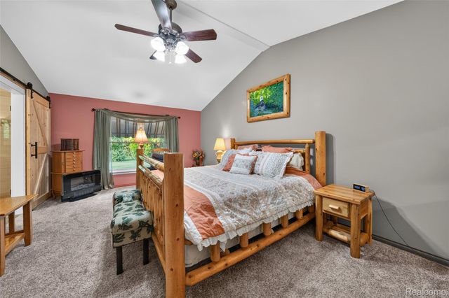 10199 Wellington Drive, Springfield Charter Township, MI 48348