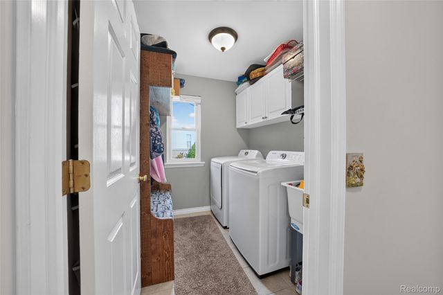 10199 Wellington Drive, Springfield Charter Township, MI 48348