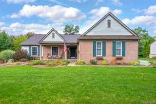 10199 Wellington Drive, Springfield Charter Township, MI 48348