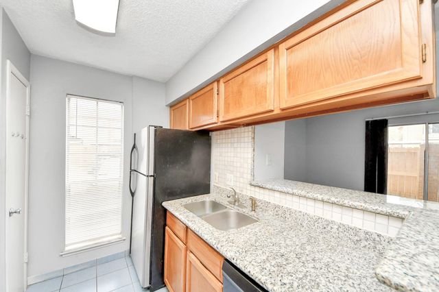 3600 Jeanetta Street 1802, Houston, TX 77063