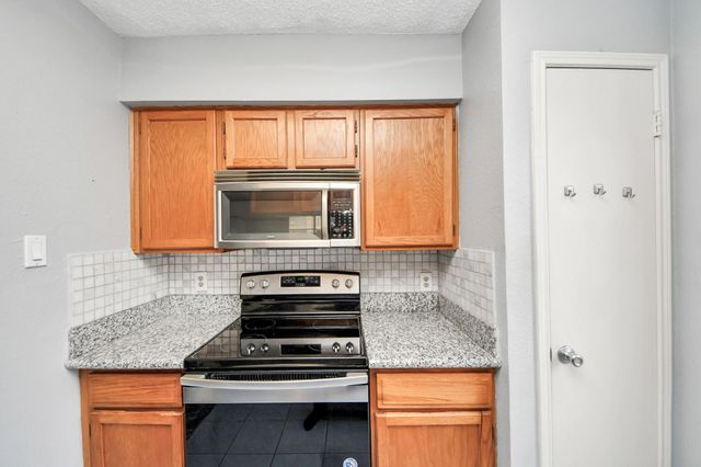 3600 Jeanetta Street 1802, Houston, TX 77063