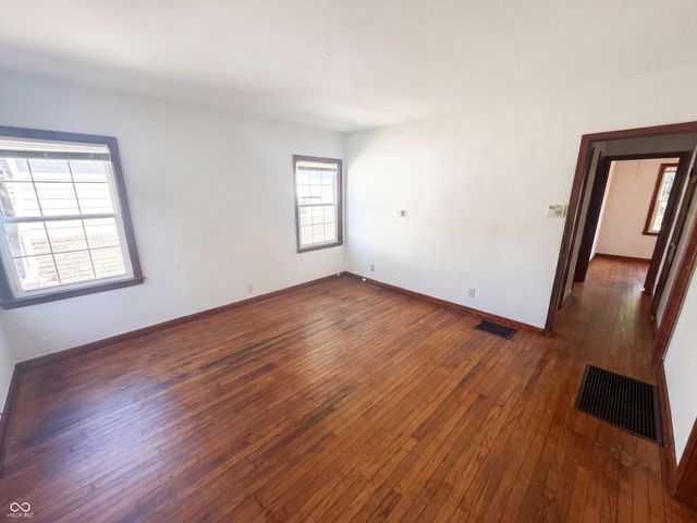 4915 Ralston Avenue, Indianapolis, IN 46205