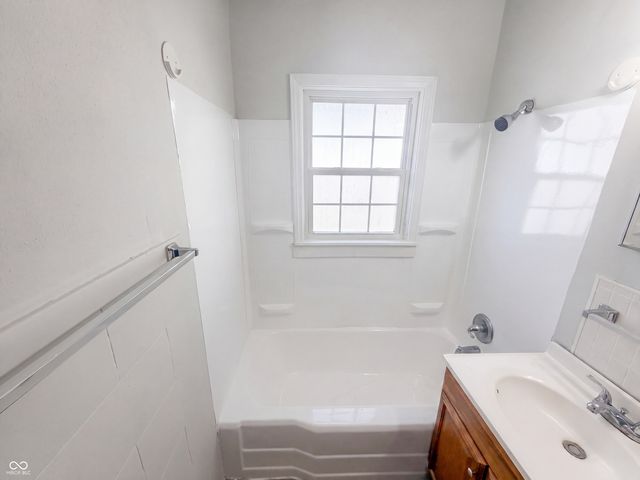 4915 Ralston Avenue, Indianapolis, IN 46205
