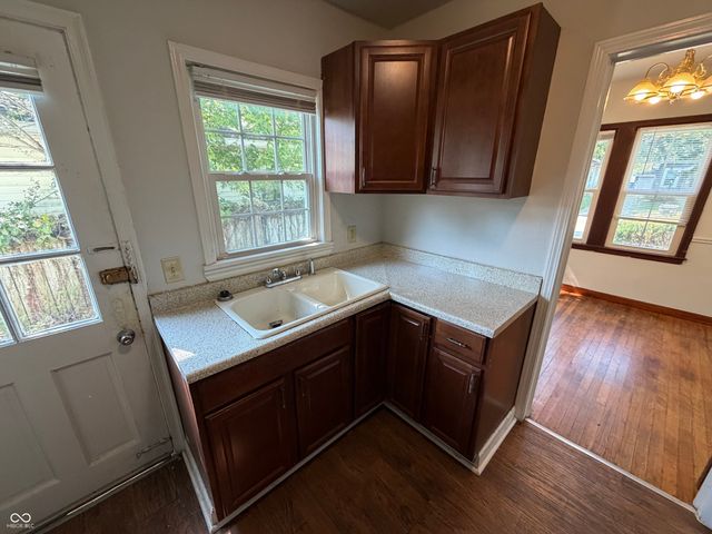4915 Ralston Avenue, Indianapolis, IN 46205
