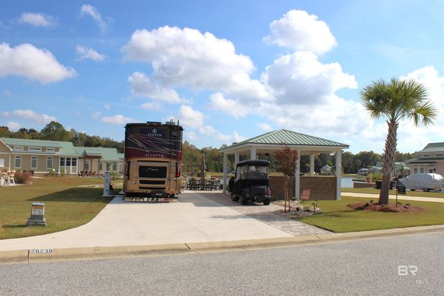 28238 Migratory Way, Elberta, AL 36530