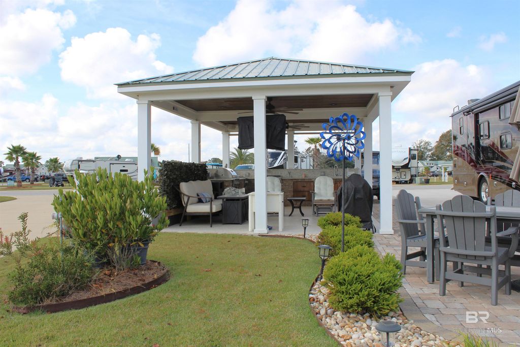 28238 Migratory Way, Elberta, AL 36530