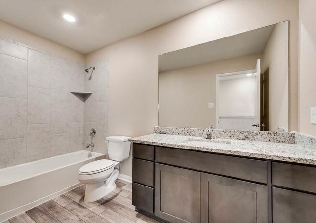 228 Ridgeland Oak Drive, Fort Worth, TX 76120