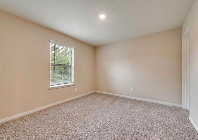 228 Ridgeland Oak Drive, Fort Worth, TX 76120