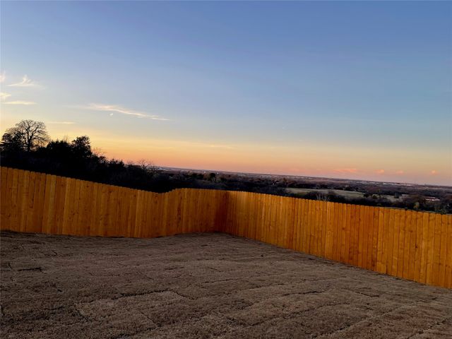 228 Ridgeland Oak Drive, Fort Worth, TX 76120