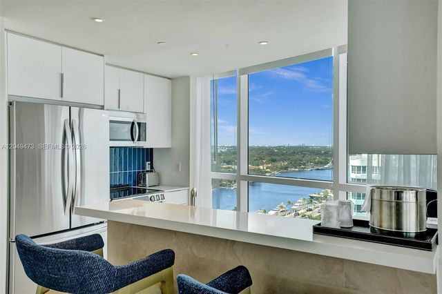 4401 Collins Ave 1503, Miami Beach, FL 33140