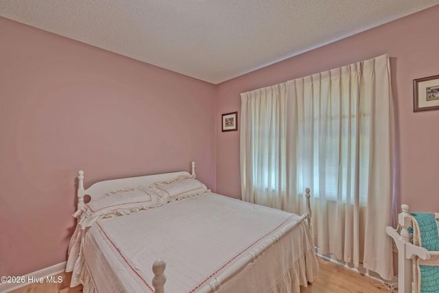 163 Washington Circle, Wallace, NC 28466
