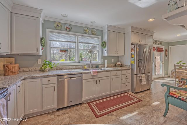 163 Washington Circle, Wallace, NC 28466