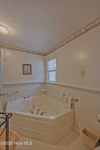 163 Washington Circle, Wallace, NC 28466