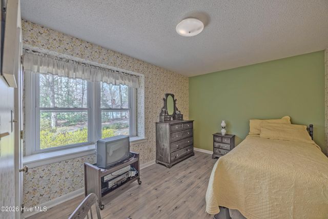163 Washington Circle, Wallace, NC 28466
