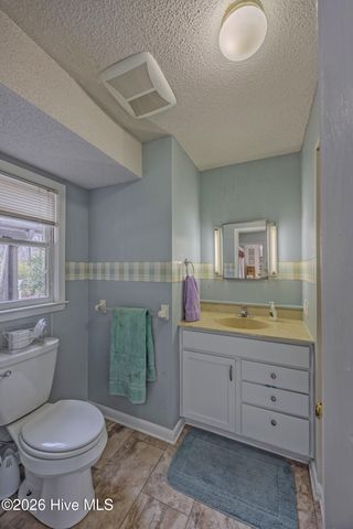 163 Washington Circle, Wallace, NC 28466