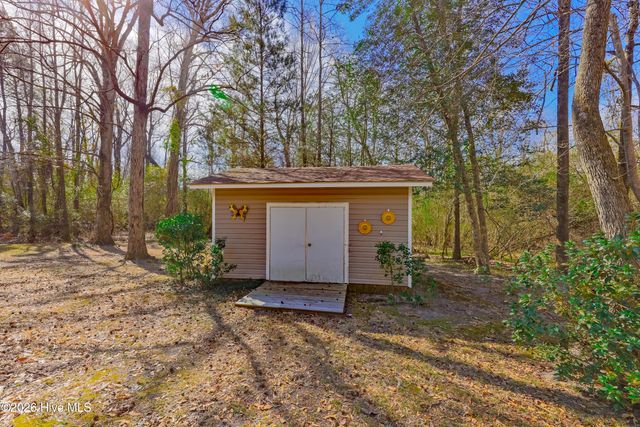163 Washington Circle, Wallace, NC 28466