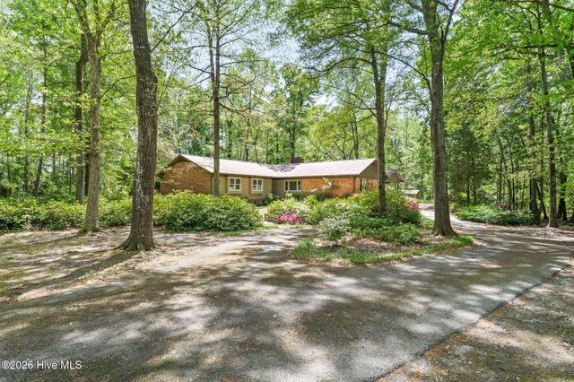 163 Washington Circle, Wallace, NC 28466
